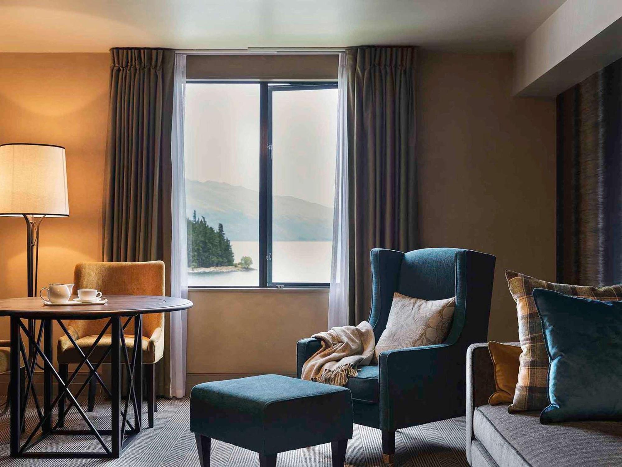 โรงแรมเซนต์มอริตซ์ ควีนส์ทาวน์ - เอ็มแกลเลอรี ภายนอก รูปภาพ A suite at the Hotel